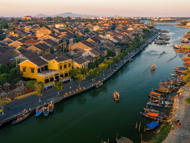 Khách Tây thốt lên: Nếu bạn đến Hội An, nhất định phải thử món đặc sản nổi tiếng bậc nhất này- Ảnh 2.