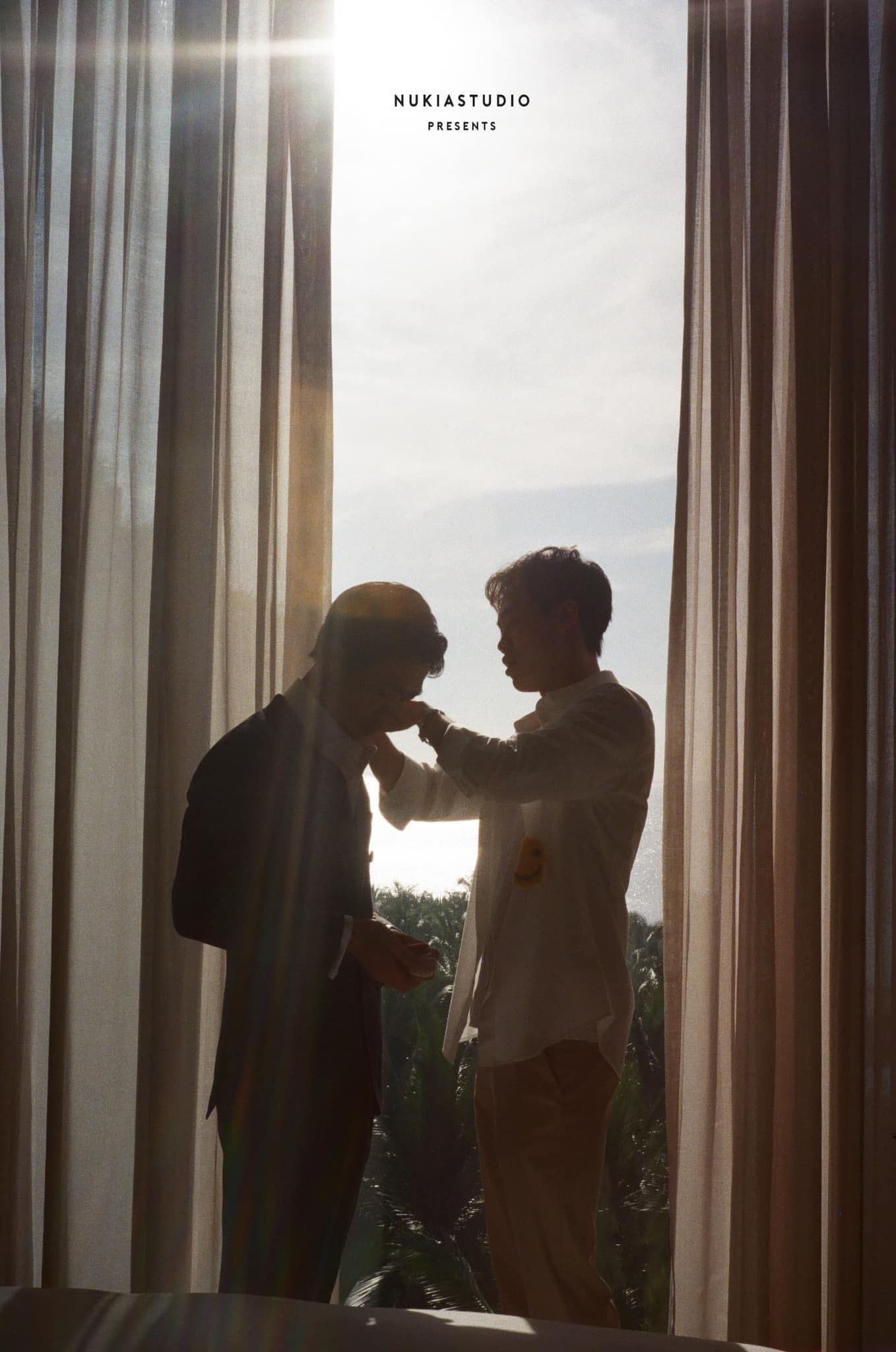 Công Phượng gây choáng khi tặng Văn Toàn loạt vé VIP xem G-Dragon, 