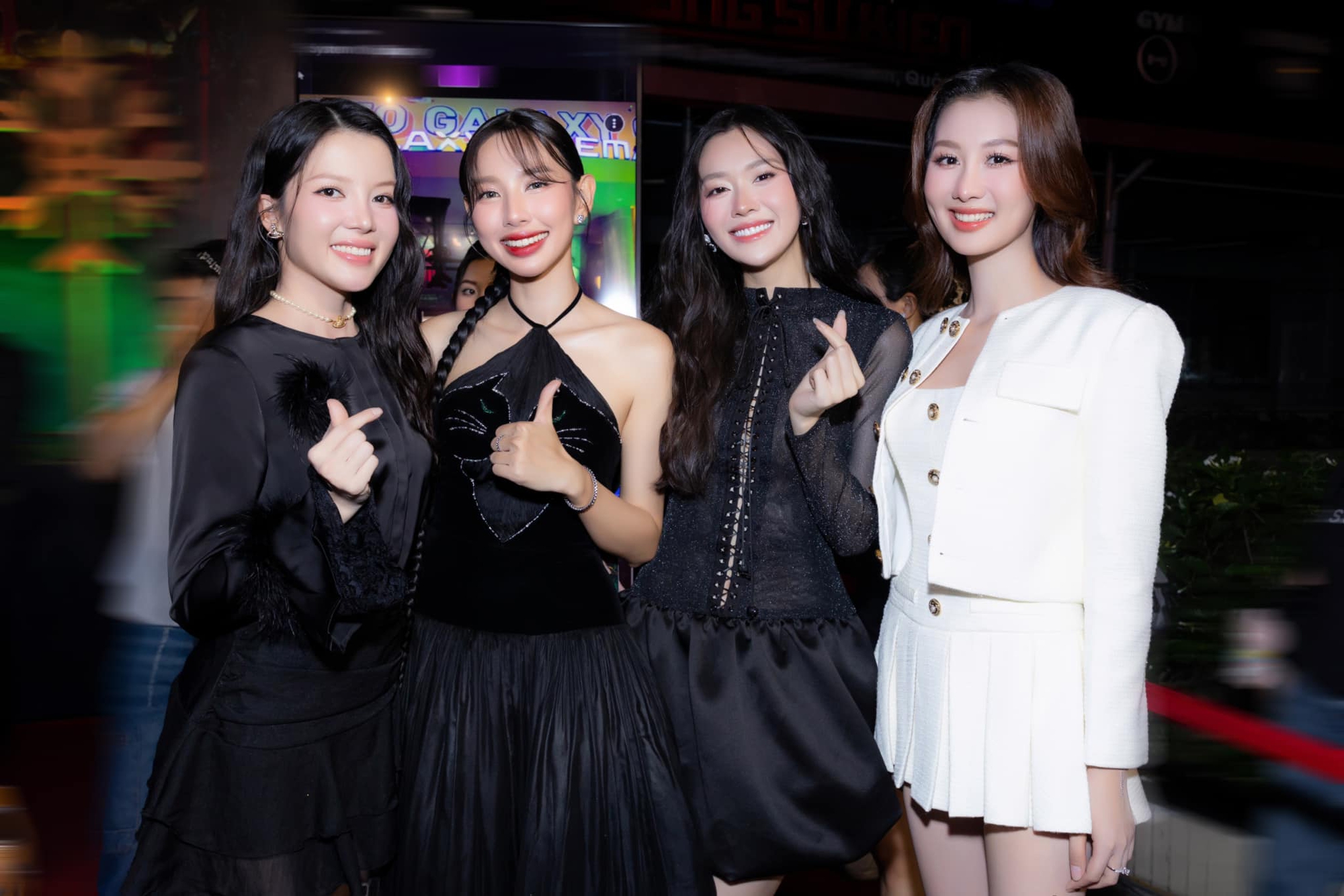 Hoa hậu Việt bị 