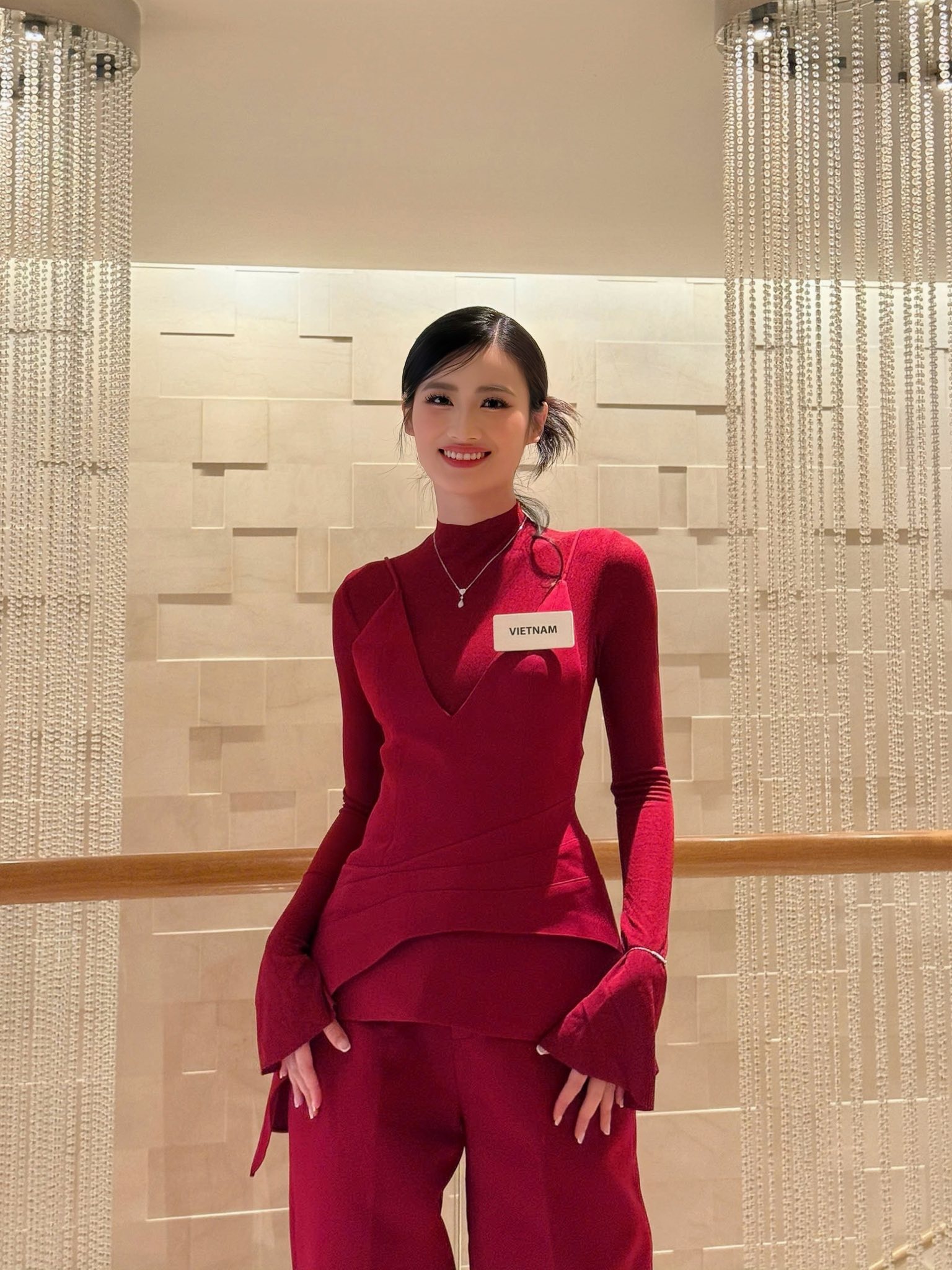Chuỗi thất bại gây sốc và đâu là cái kết cho Ý Nhi tại Miss World?- Ảnh 4. Chuỗi thất bại gây sốc và đâu là cái kết cho Ý Nhi tại Miss World?- Ảnh 4.