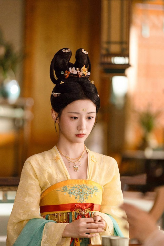Vương phi đẹp nhất Trung Quốc hiện tại: Tiểu thư ngôn tình xé truyện bước ra, mỹ nhân cổ trang nghiêng nước nghiêng thành- Ảnh 8.