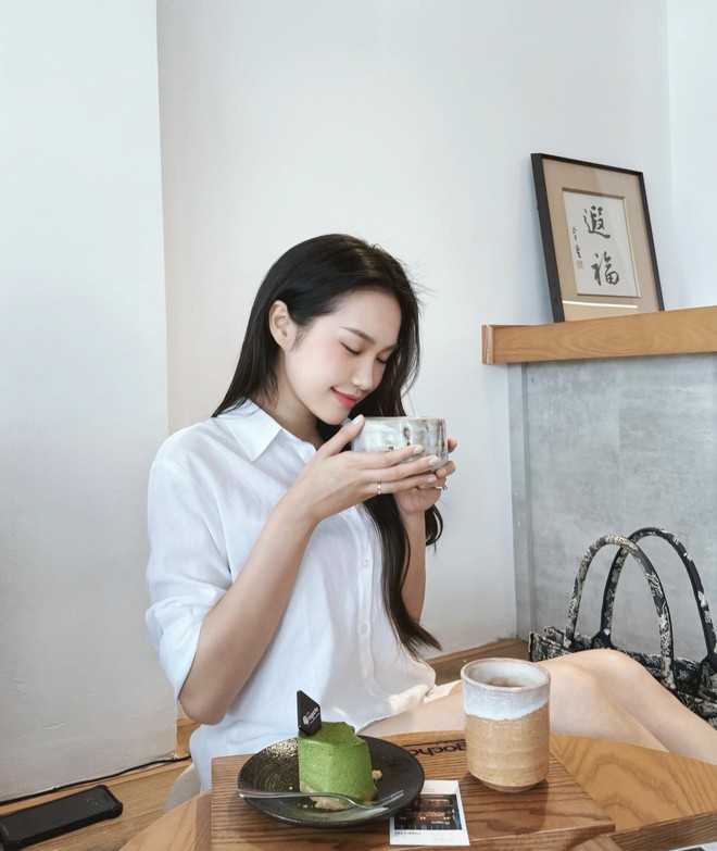 Doãn Hải My khoe chân dài, visual Doãn Hải My khoe chân dài, visual