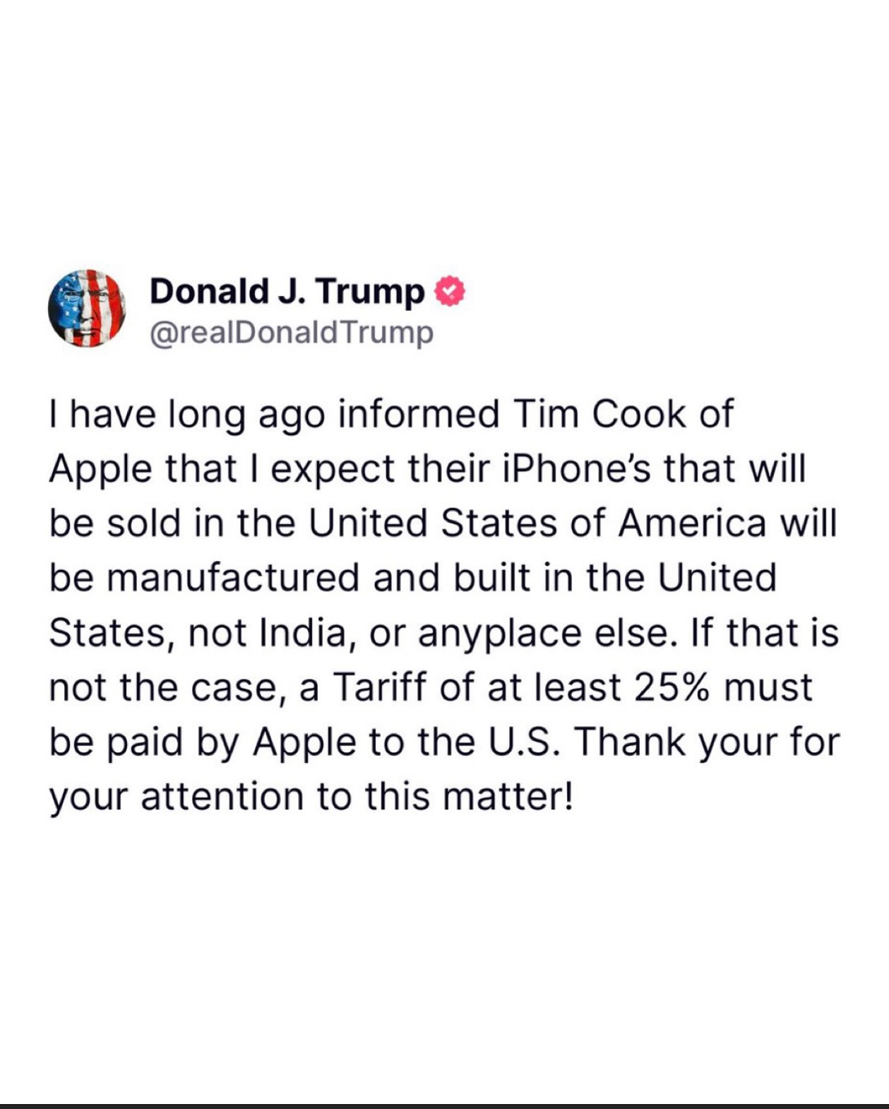 Ông Trump dọa đánh thuế iPhone, Apple và Samsung cùng bị cuốn vào đống lửa- Ảnh 1.