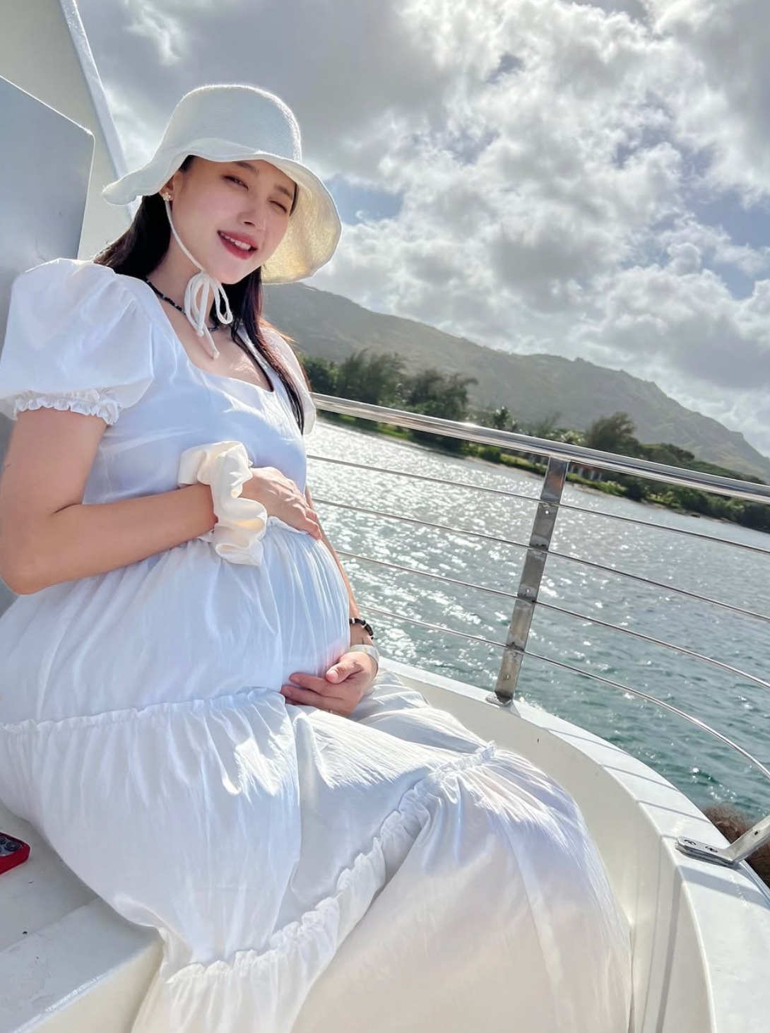 Hyuna khoe ảnh con gái, hé lộ cuộc sống hôn nhân đầy ngọt ngào- Ảnh 13.