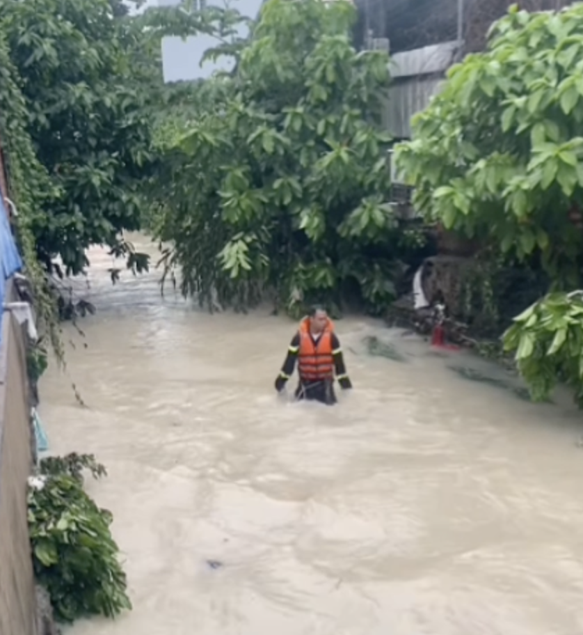 Thông tin mới vụ bé gái bị nước cuốn trôi trong mưa lớn ở Biên Hòa- Ảnh 2.