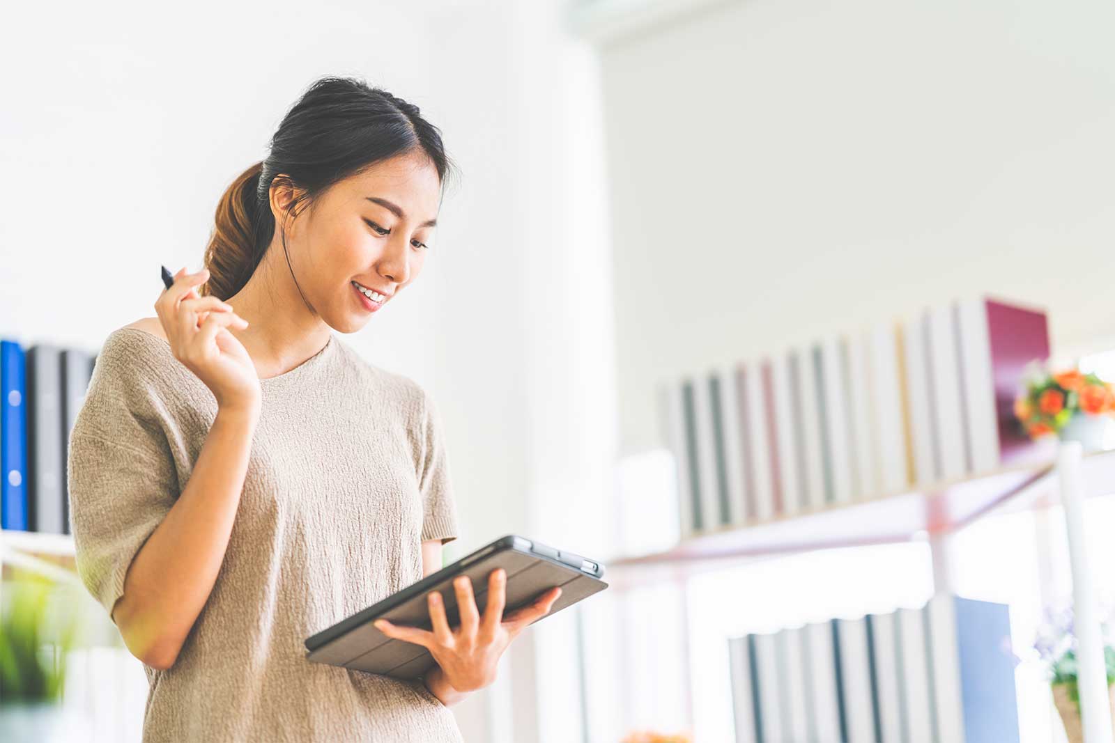 Đến tuổi trung niên mới bắt đầu lo tiền: Vì sao chúng ta thường 