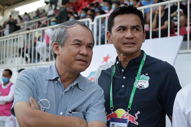 Bầu Đức: Chất riêng ở V-League- Ảnh 1.