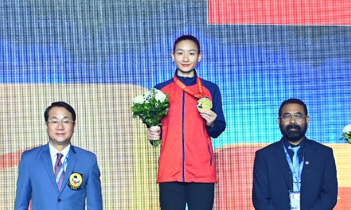 8 nữ võ sĩ Việt Nam giành 3 huy chương vàng karate châu Á- Ảnh 2.