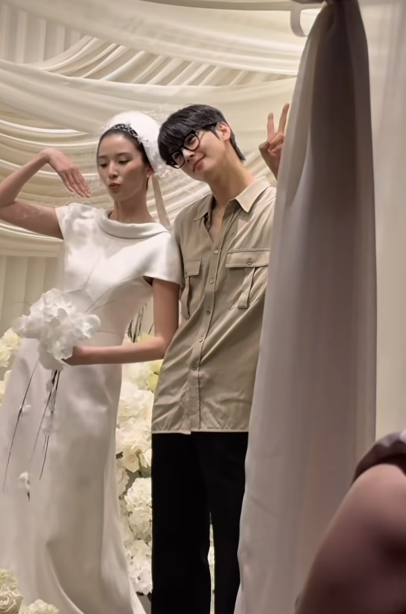 Tiệc cưới của Irene phủ kín MXH: Đại hội của dàn fashionista đình đám, bất ngờ nhất là mối quan hệ với Jessica- Ảnh 10.