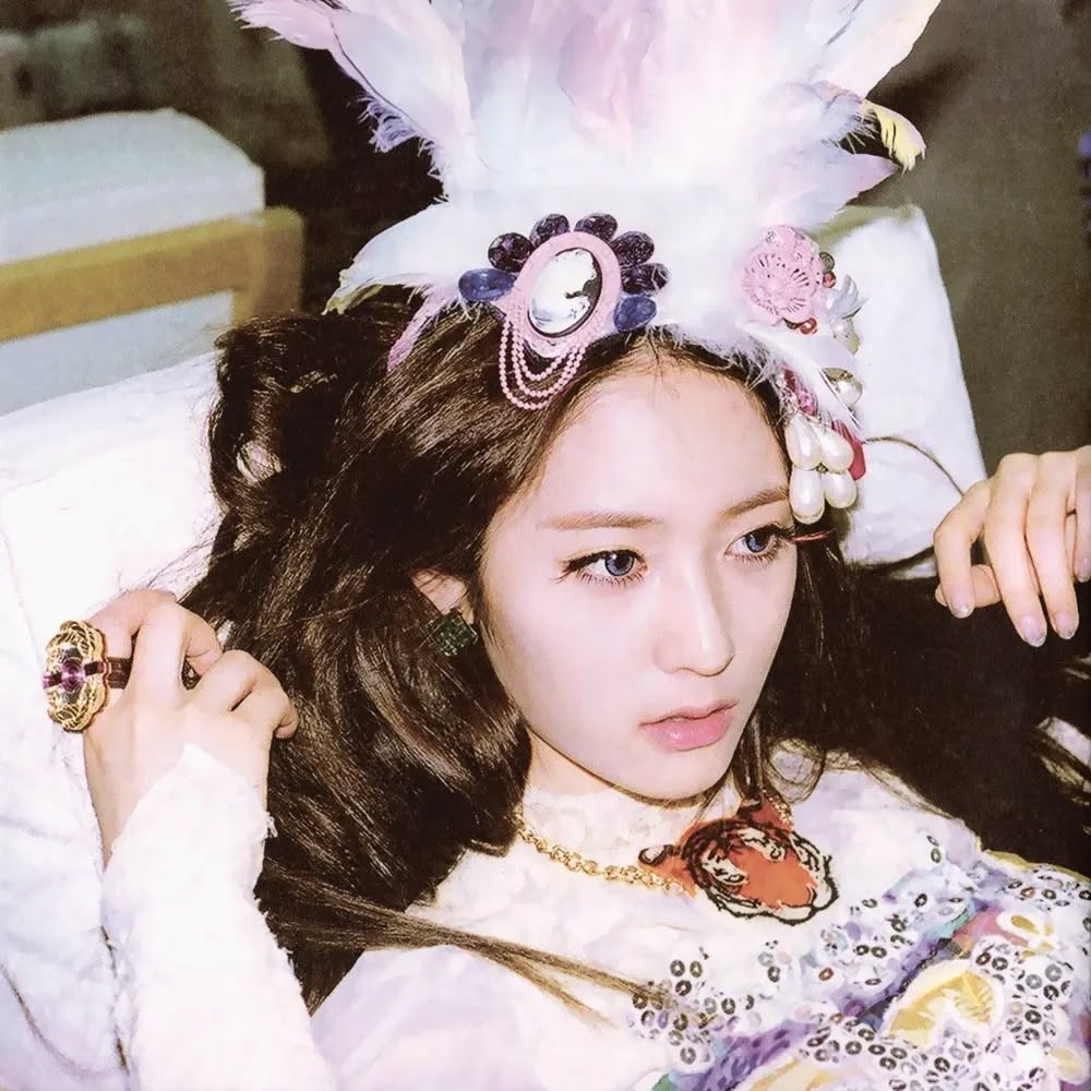 Vẻ đẹp “thần sầu” của nữ thần gây tiếc nuối nhất Kpop, 30 tuổi vẫn là 