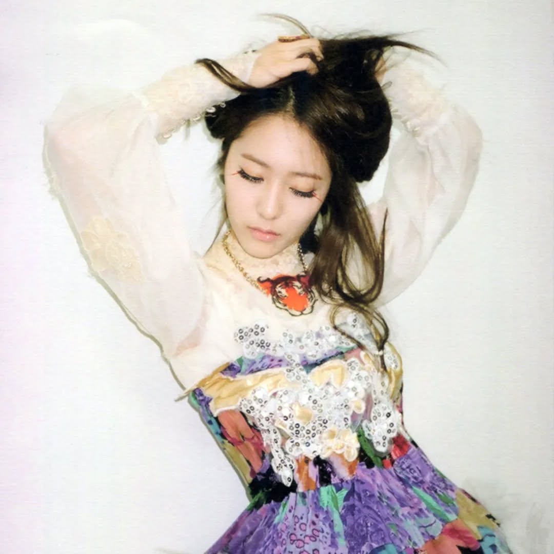 Vẻ đẹp “thần sầu” của nữ thần gây tiếc nuối nhất Kpop, 30 tuổi vẫn là 