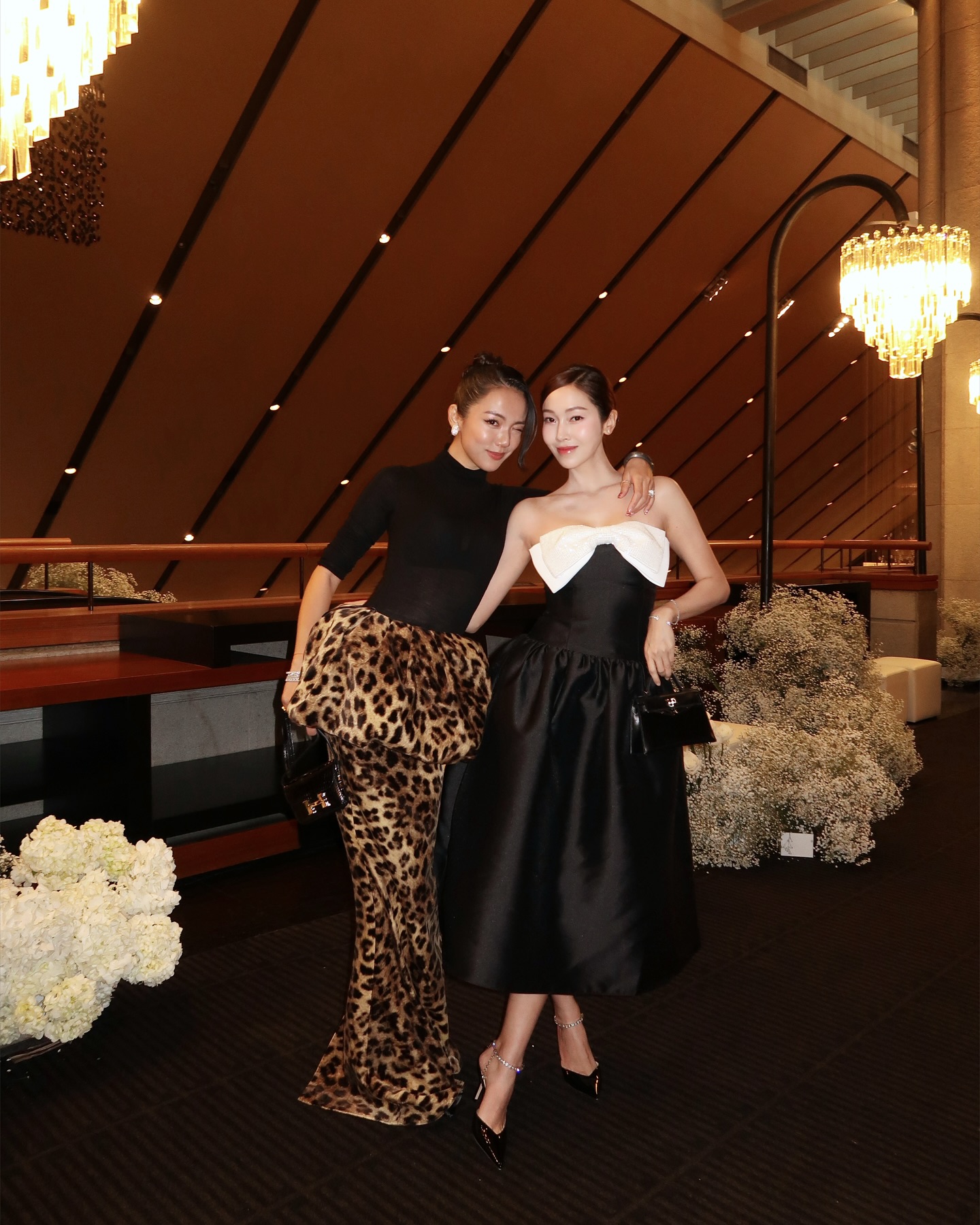 Tiệc cưới của Irene phủ kín MXH: Đại hội của dàn fashionista đình đám, bất ngờ nhất là mối quan hệ với Jessica- Ảnh 14. Tiệc cưới của Irene phủ kín MXH: Đại hội của dàn fashionista đình đám, bất ngờ nhất là mối quan hệ với Jessica- Ảnh 14.