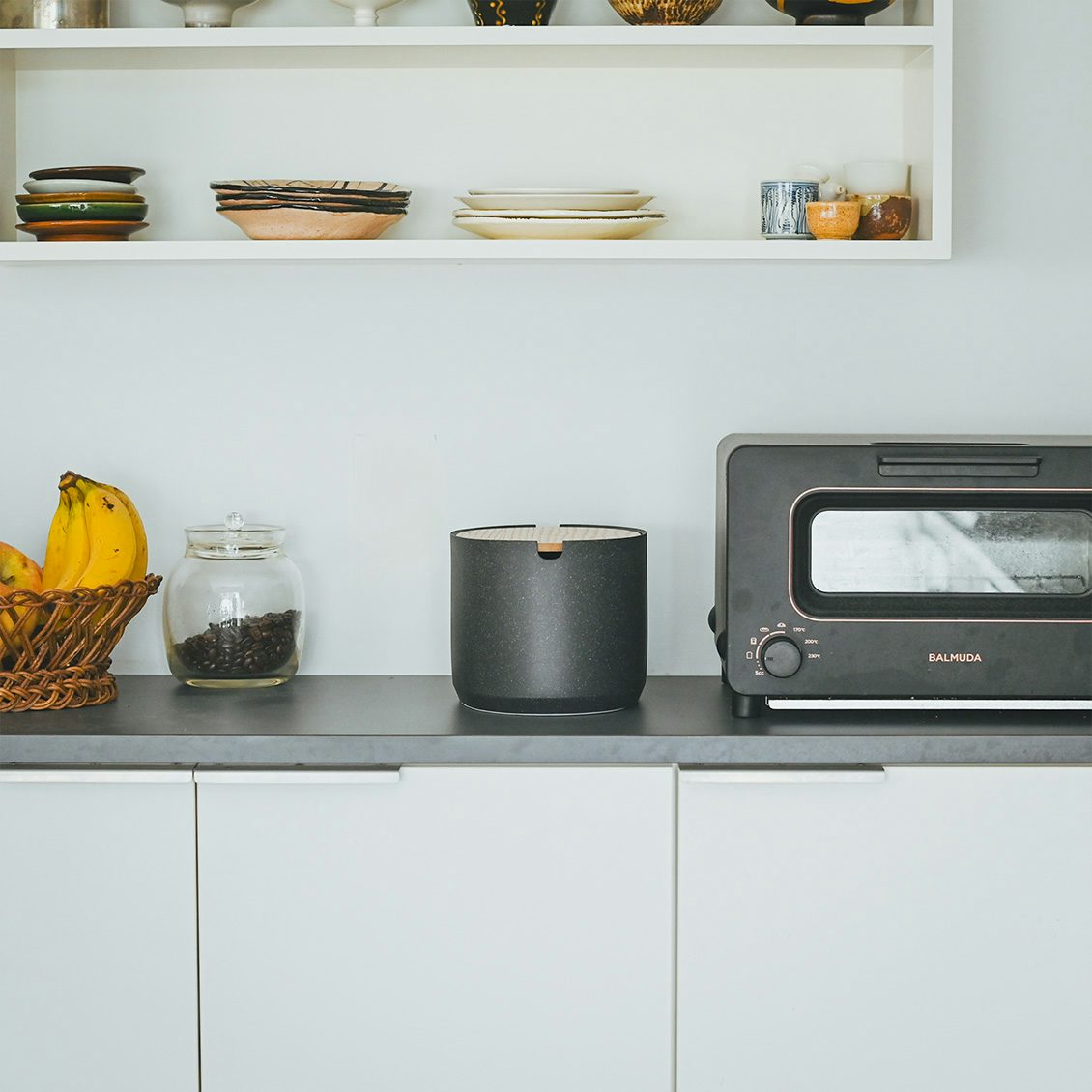 Ở tuổi 40 tôi quyết định bắt đầu dọn dẹp và buông bỏ đồ đạc: Nhà cửa sạch sẽ hơn, tâm trí cũng không còn hỗn loạn- Ảnh 3.