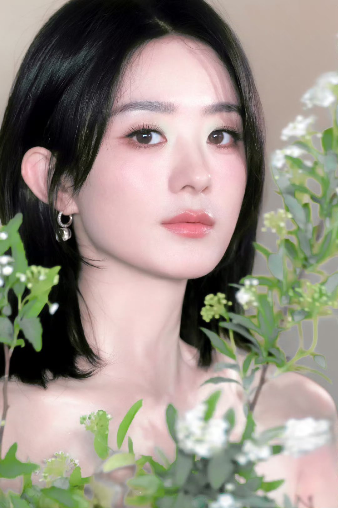 Triệu Lệ Dĩnh: Tiểu hoa đán bị nghi bán dâm, tình sử ngập drama Triệu Lệ Dĩnh: Tiểu hoa đán bị nghi bán dâm, tình sử ngập drama