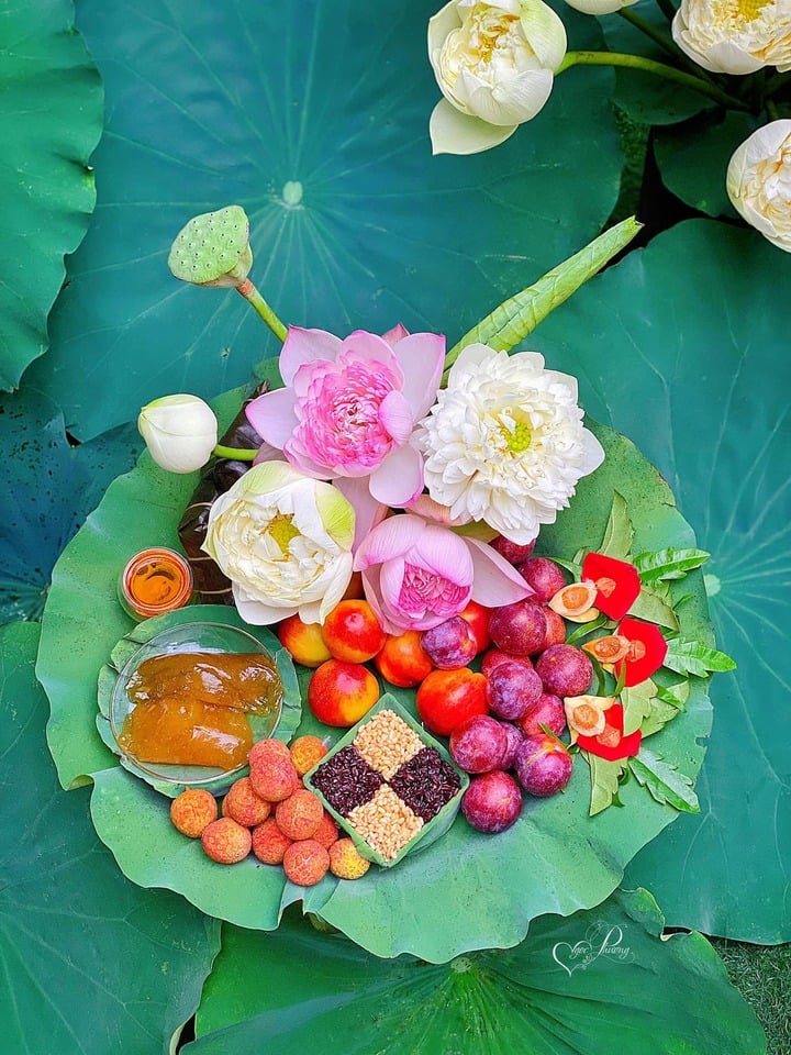 Chị em đua nhau khoe mâm cúng Tết Đoan ngọ đẹp và công phu- Ảnh 10.