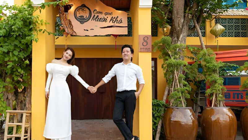 Cơm quê Mười Khó của Trường Giang bất ngờ bị réo tên giữa drama 
