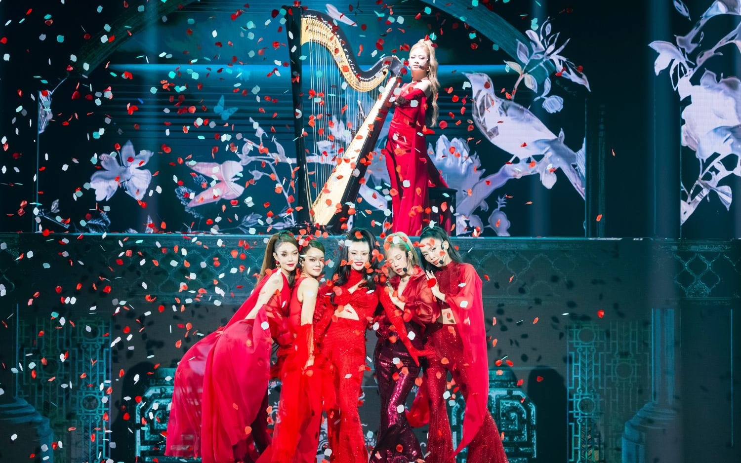5 Chị Đẹp 
