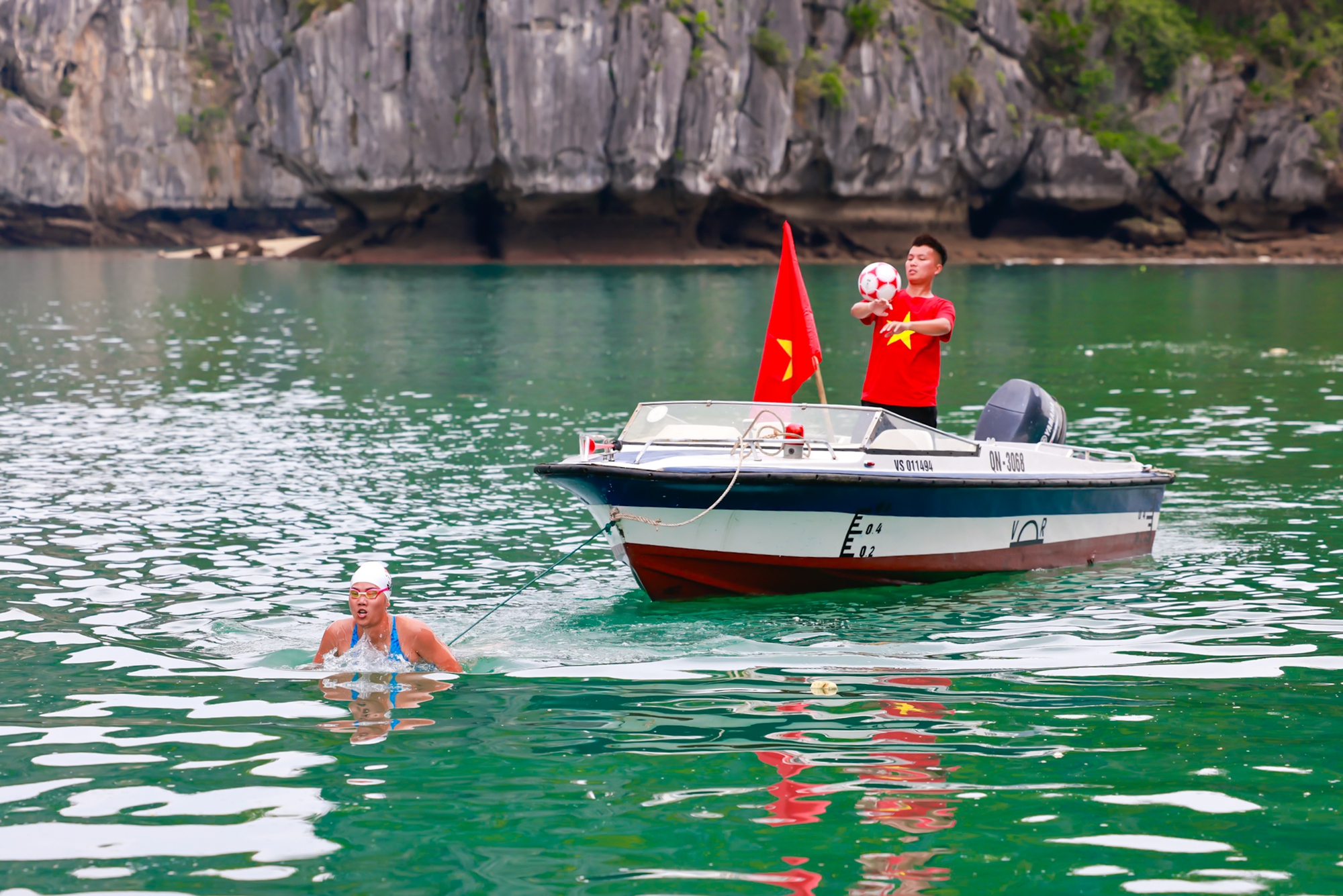 Đỗ Kim Phúc, Ánh Viên thiết lập kỷ lục Việt Nam với màn kết hợp chưa từng có- Ảnh 1.