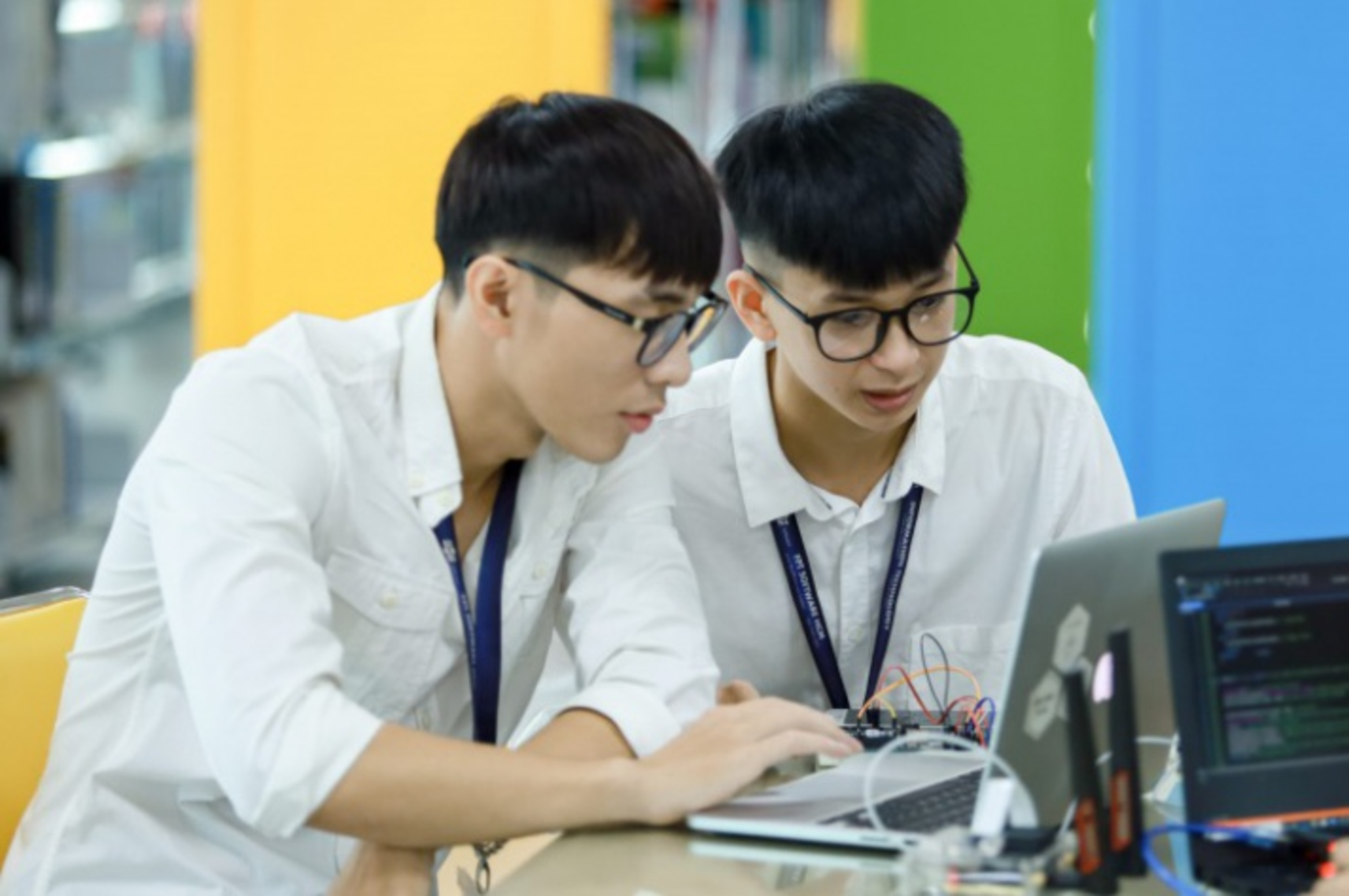 Các trường đồng loạt tăng học phí ngành Công nghệ thông tin, cao nhất 190 triệu- Ảnh 1.