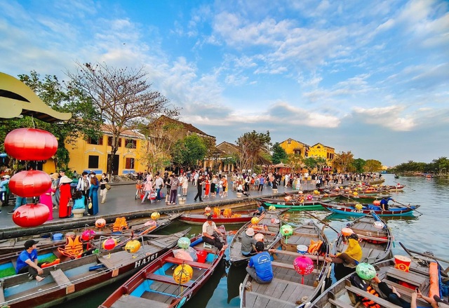 Không phải cao lầu, bánh mì kẹp, khách Tây nhận xét đây mới là món ăn ngon nhất của Hội An- Ảnh 2.