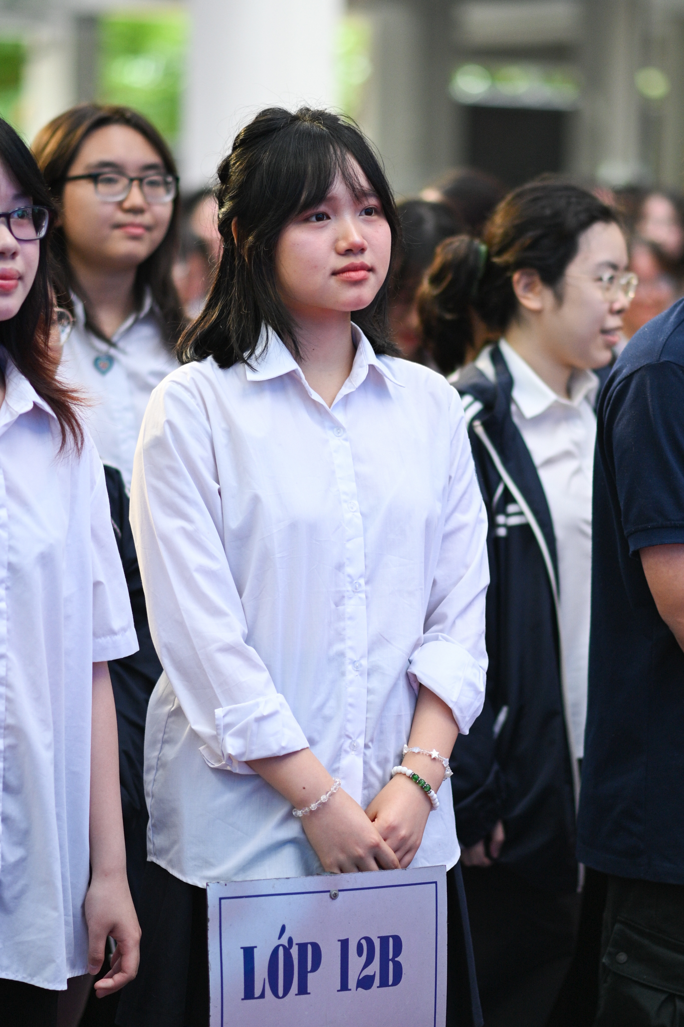 Chuyên Ngữ bế giảng trong một sáng cuối tháng 5 se lạnh: Vừa vui, vừa buồn, vừa nhớ- Ảnh 4.