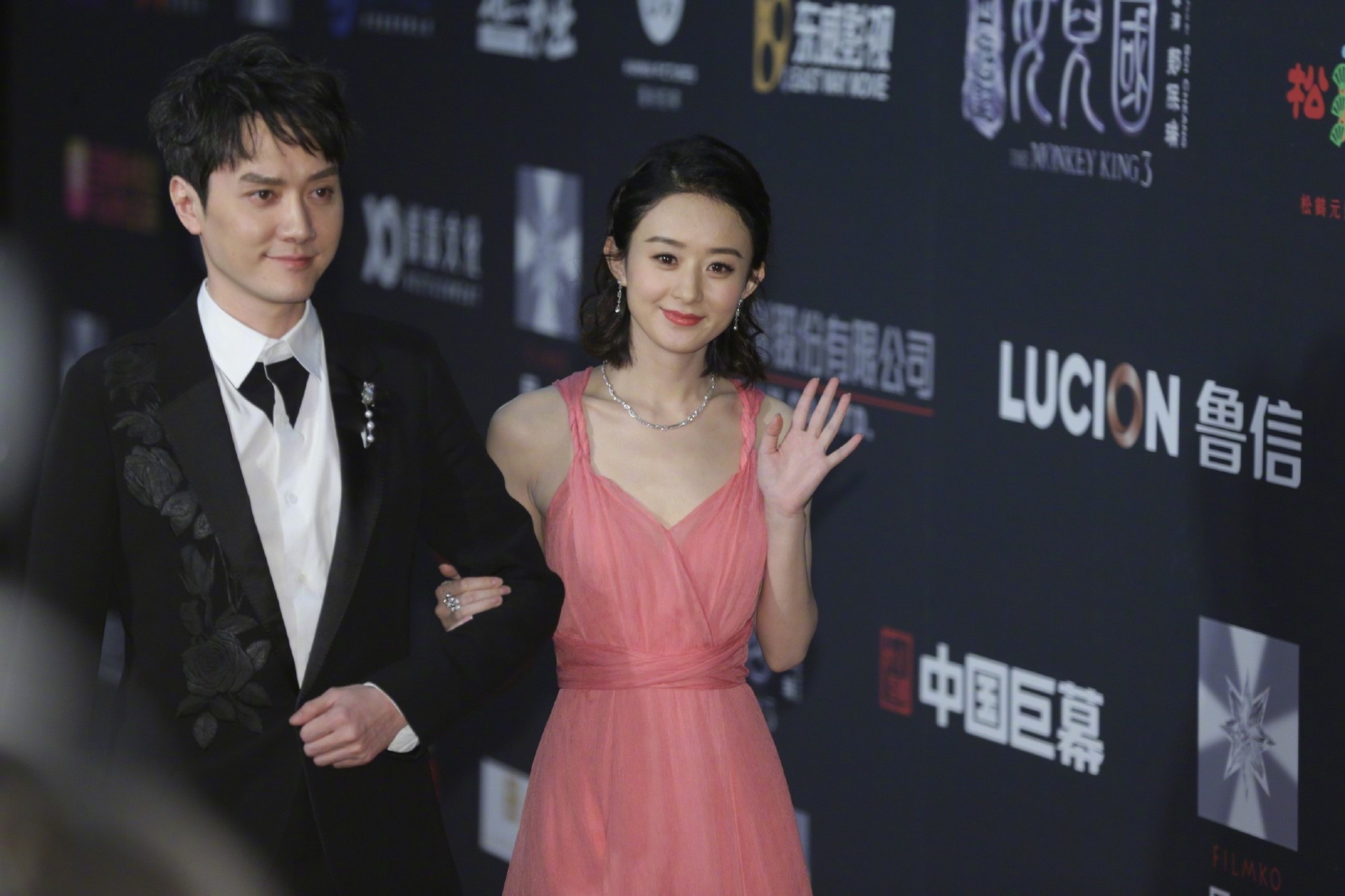 Triệu Lệ Dĩnh: Tiểu hoa đán bị nghi bán dâm, tình sử ngập drama Triệu Lệ Dĩnh: Tiểu hoa đán bị nghi bán dâm, tình sử ngập drama