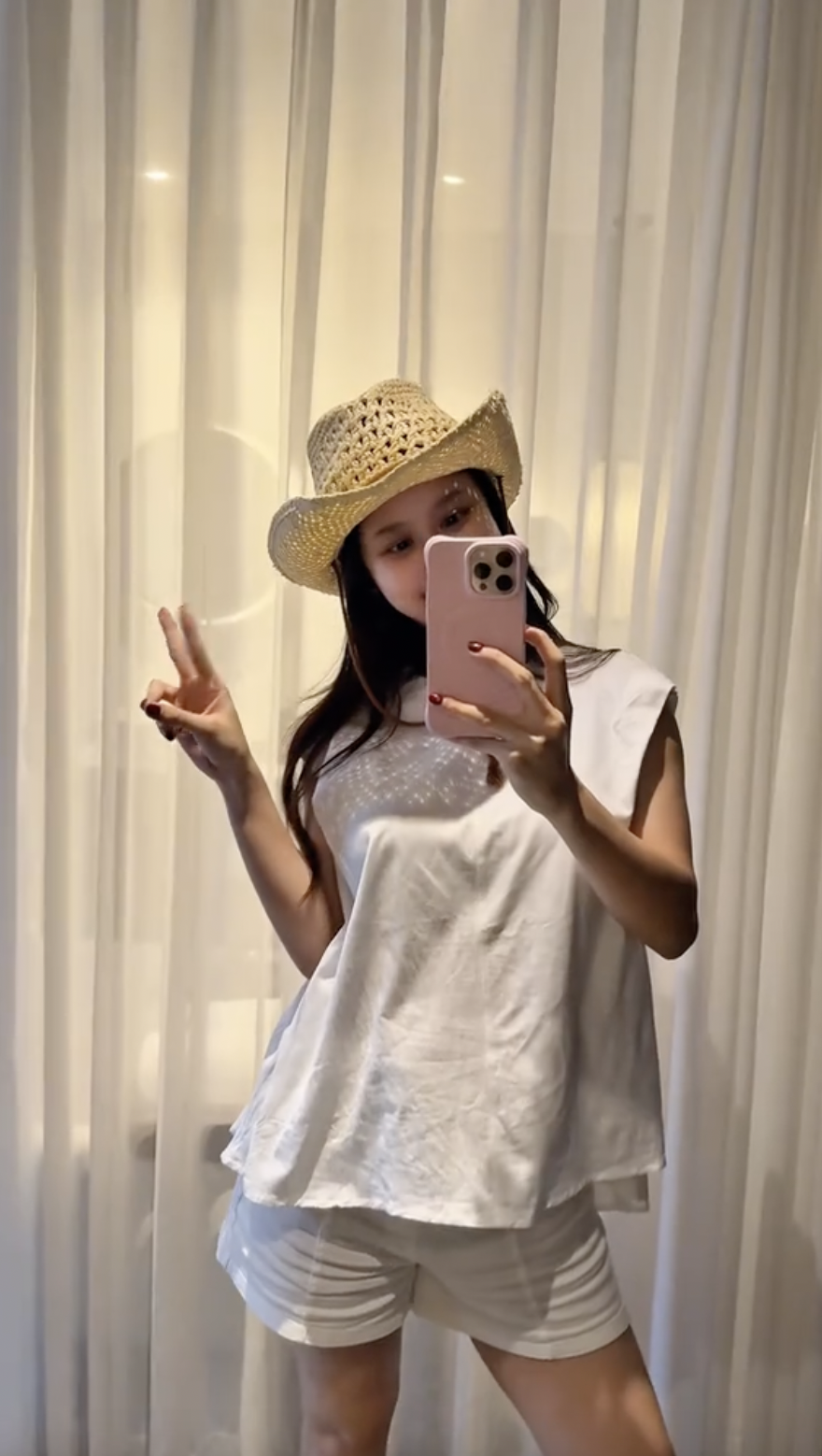 1 khoảnh khắc khiến mỹ nhân Thanh Hoá lộ dấu hiệu mang thai, netizen chúc mừng- Ảnh 3.