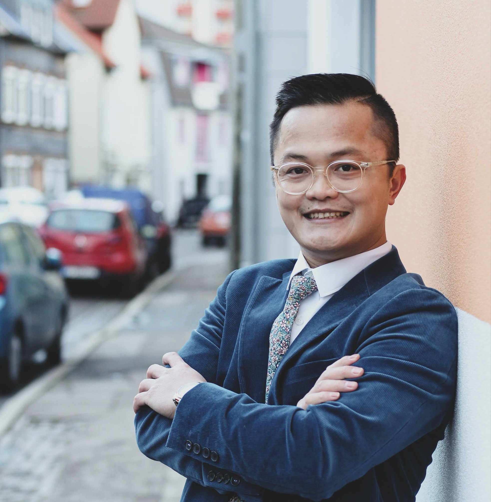 Nghệ sĩ Việt cứ lên tivi… là mắc bệnh- Ảnh 2.