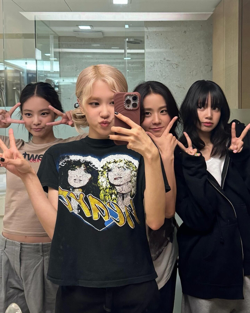 BLACKPINK công bố thêm các điểm World Tour tại Châu Á, thông tin về Việt Nam gây chú ý- Ảnh 5.