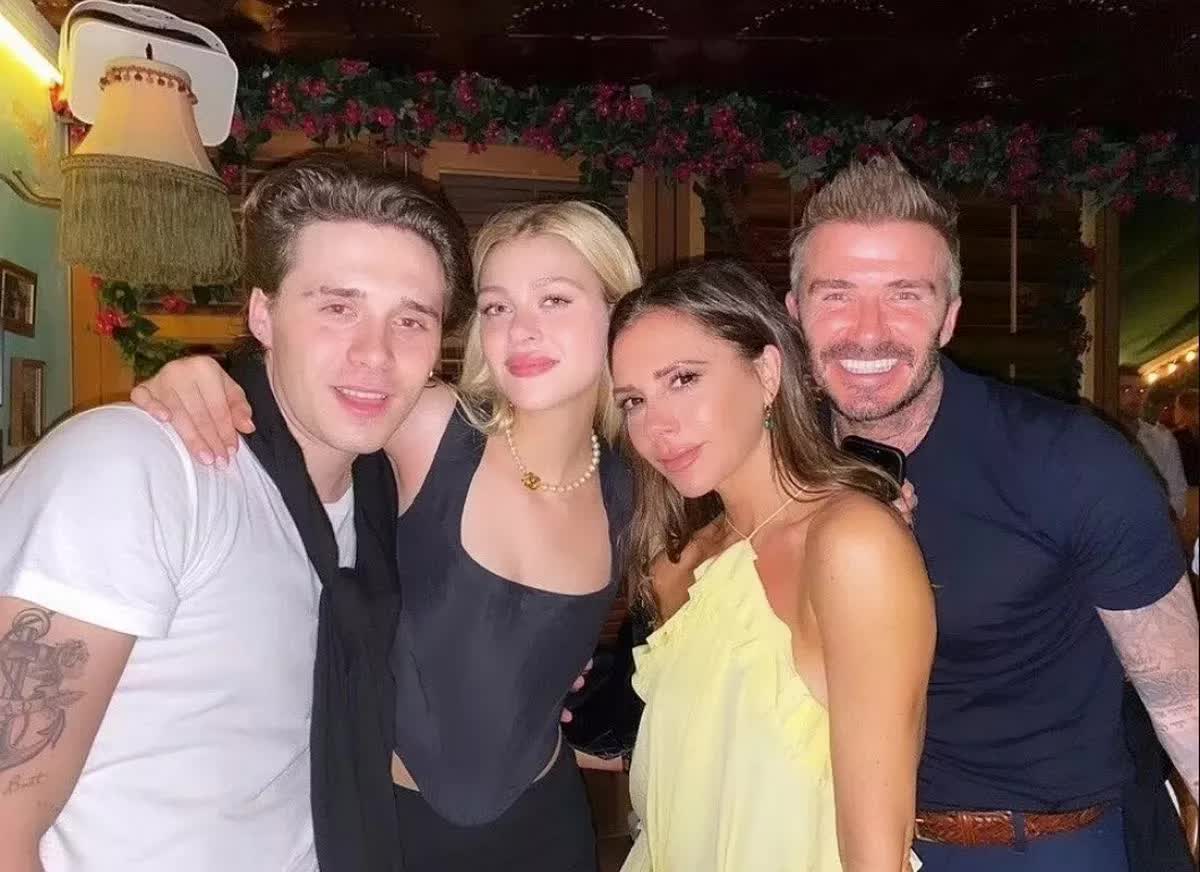 Con dâu cả nhà Beckham bị nghi thao túng MXH của chồng, đứng sau bài đăng 