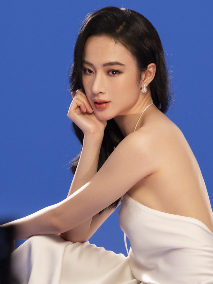 Dụi mắt vẫn không nhận ra Angela Phương Trinh- Ảnh 4.