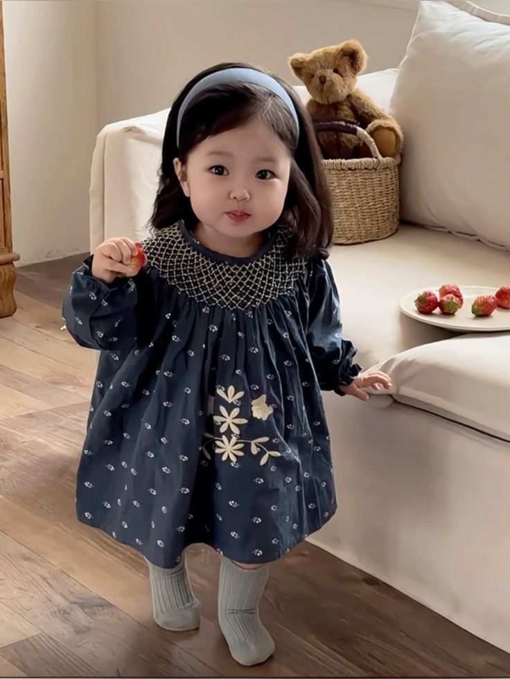 Trẻ có những nét tướng và điểm đặc biệt này sẽ sở hữu trí tuệ nhạy bén, thông minh xán lạn- Ảnh 1.