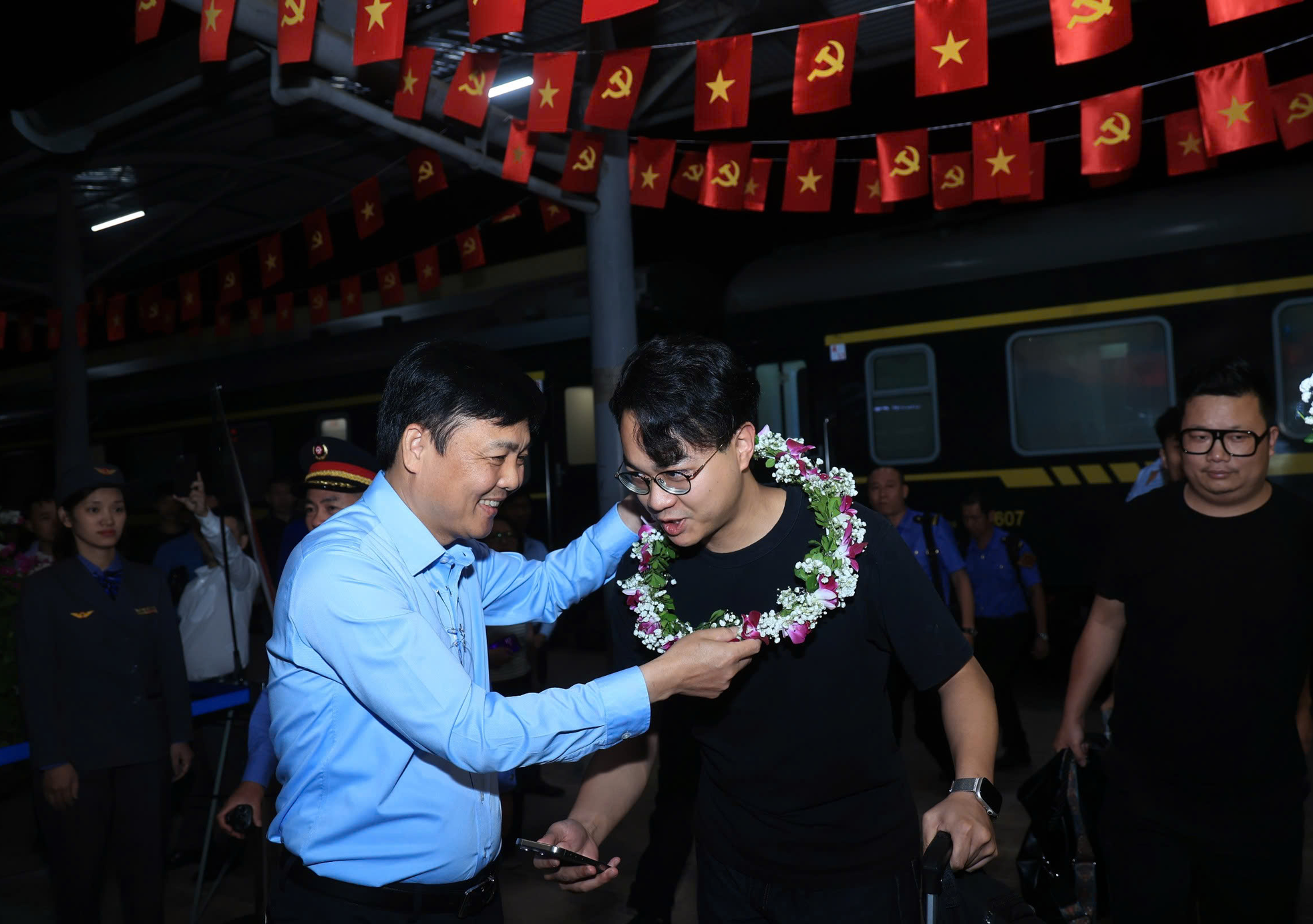 Chuyến tàu liên vận Việt - Trung đầu tiên sau 5 năm tạm dừng- Ảnh 3.