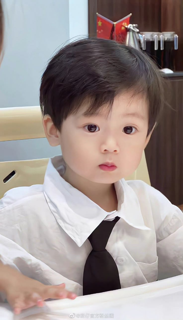 Trẻ có những nét tướng và điểm đặc biệt này sẽ sở hữu trí tuệ nhạy bén, thông minh xán lạn- Ảnh 2.