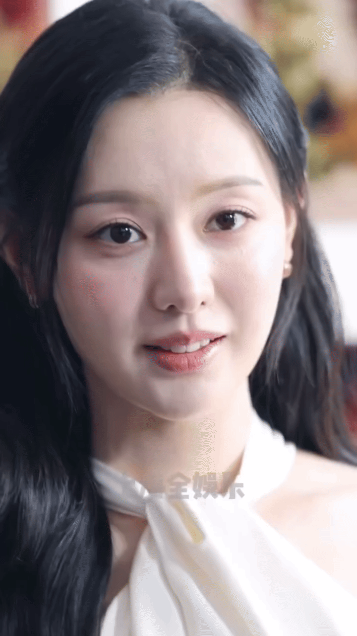 Kim Ji Won, Lý Hiện như cô dâu chú rể tại event beauty:  Thần thái rạng ngời hút mọi ống kính zoom cận- Ảnh 7.