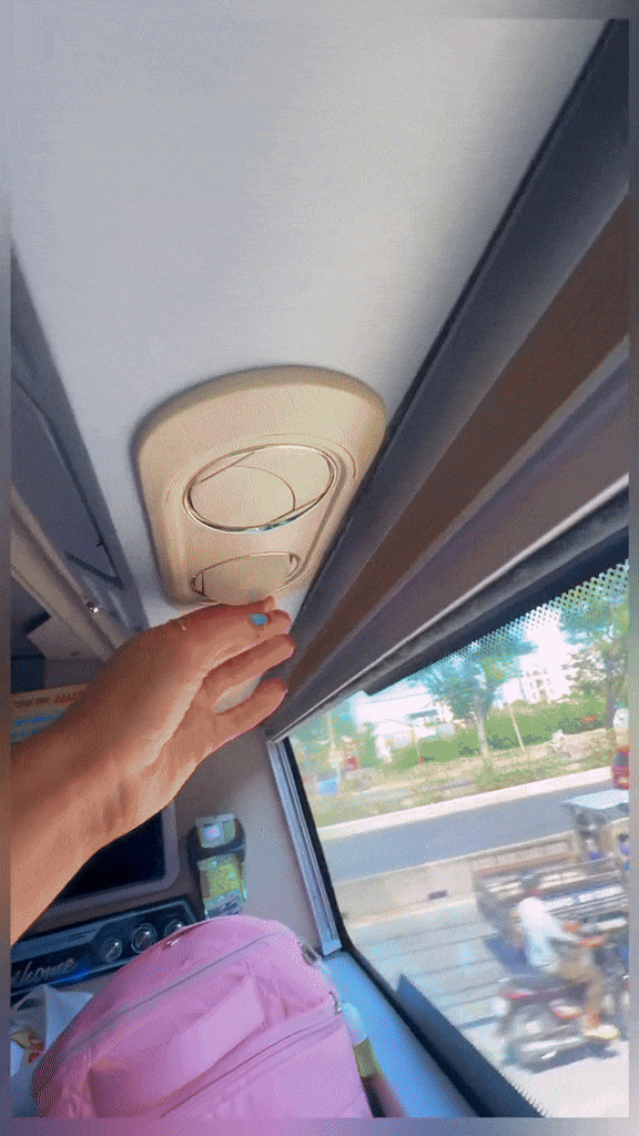 Khách Tây đi xe giường nằm 7 tiếng nhận xét: "Tuyệt hơn đi máy bay, không thể tưởng tượng được giá vé"- Ảnh 3.