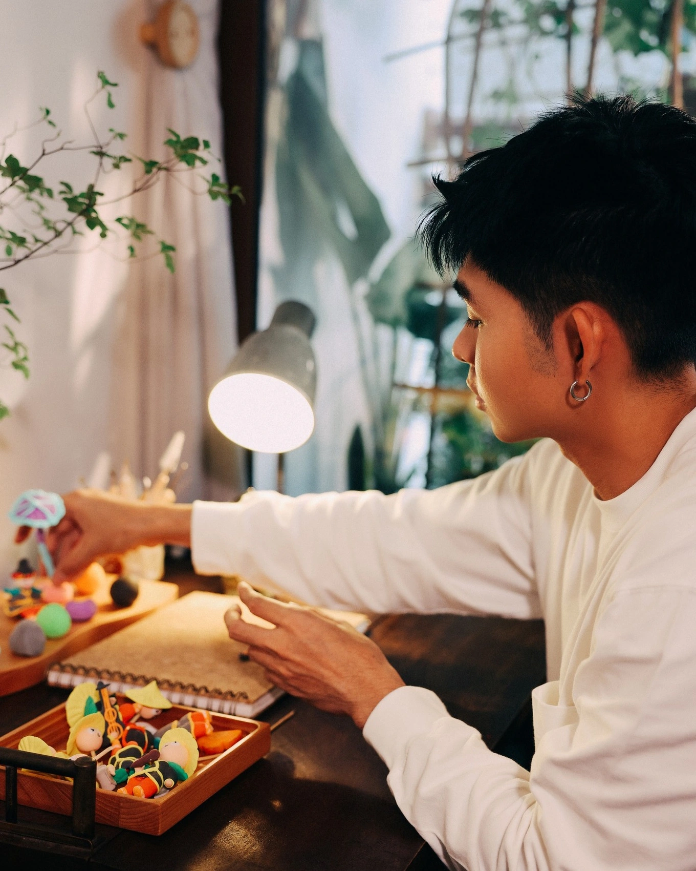 Nam nghệ sĩ đang nổi đình đám, ở căn hộ cực chill quận Bình Thạnh, thừa nhận không ngoan khi yêu- Ảnh 7. Nam nghệ sĩ đang nổi đình đám, ở căn hộ cực chill quận Bình Thạnh, thừa nhận không ngoan khi yêu- Ảnh 7.
