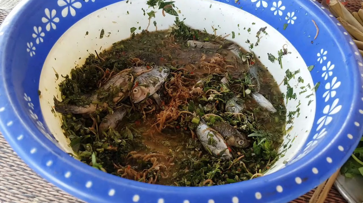 5 đặc sản Việt Nam khiến người "yếu vía" nghe thôi đã sợ: Món thì tên gây hiểu lầm, món lại khiến thực khách rùng mình vì nguyên liệu- Ảnh 3.