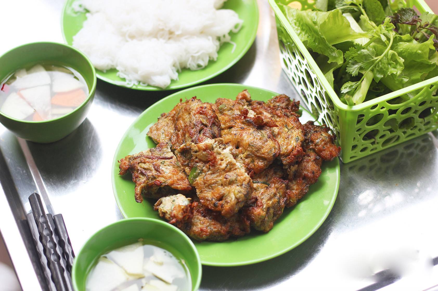 5 đặc sản Việt Nam khiến người "yếu vía" nghe thôi đã sợ: Món thì tên gây hiểu lầm, món lại khiến thực khách rùng mình vì nguyên liệu- Ảnh 5.