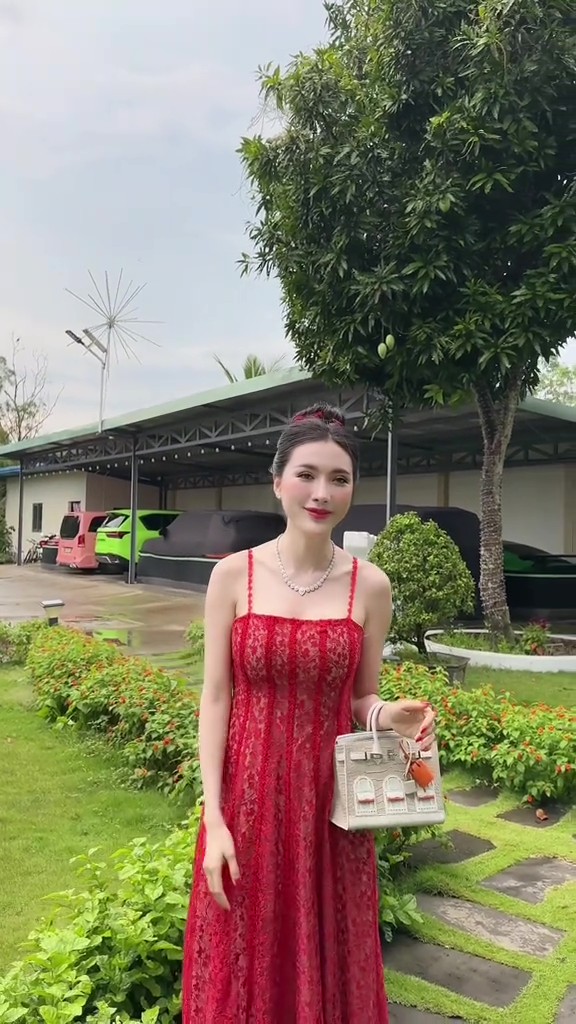 Những điều lạ chưa có lời giải về 2 biệt phủ của Ngân Collagen Cần Thơ- Ảnh 8.