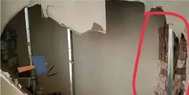 Phát hiện hơn 277 tỷ đồng tiền mặt vương vãi trong căn nhà 120m² từng bị tịch biên- Ảnh 1.