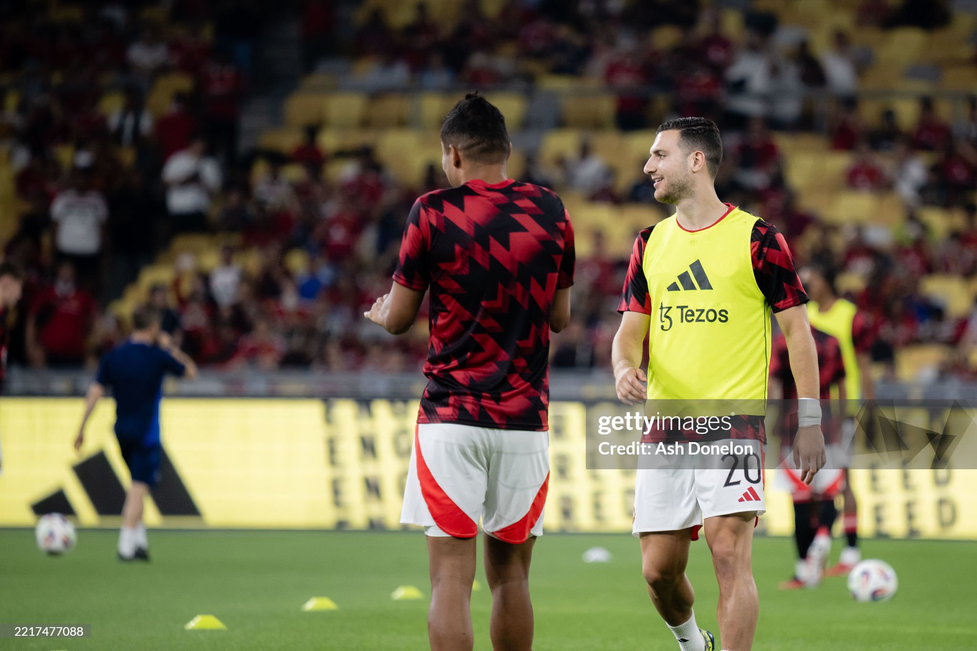 HẾT GIỜ: Man Utd thi đấu thiếu chuyên nghiệp, "ngã ngựa" đau đớn trước Các ngôi sao Đông Nam Á- Ảnh 7.