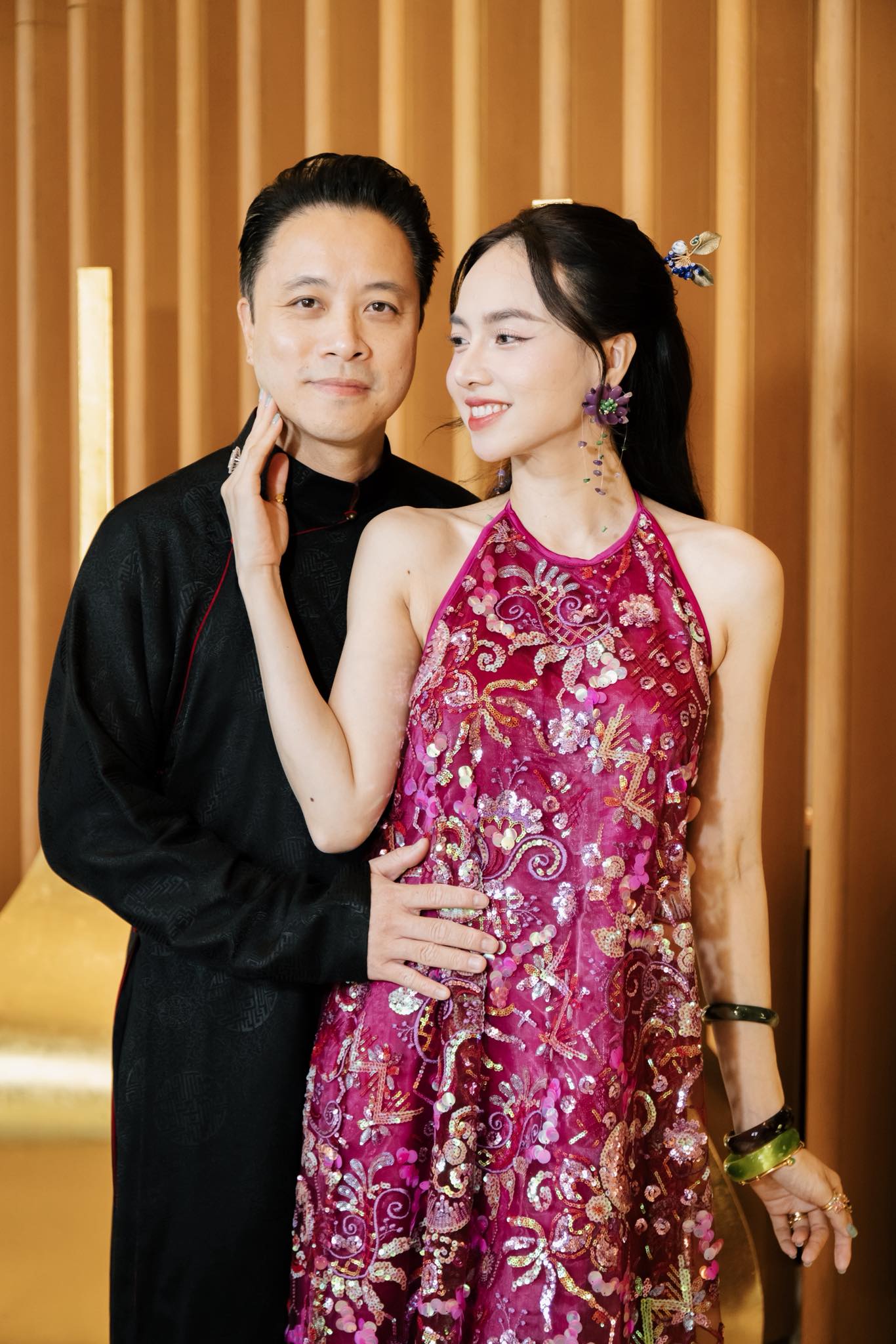 Nữ nghệ sĩ sống bên chồng nổi tiếng trong biệt thự như khách sạn 5 sao ở Thủ Đức, 41 tuổi đẹp như 20- Ảnh 4.