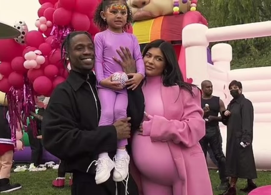 Kylie Jenner: Giao diện 
