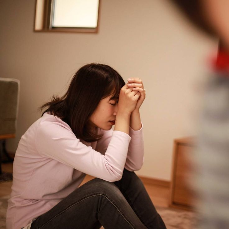 Mẹ làm việc nhà quần quật khi 2 đứa con đóng sập cửa phòng: Khoảng cách thế hệ và sự lệch pha yêu thương- Ảnh 2.
