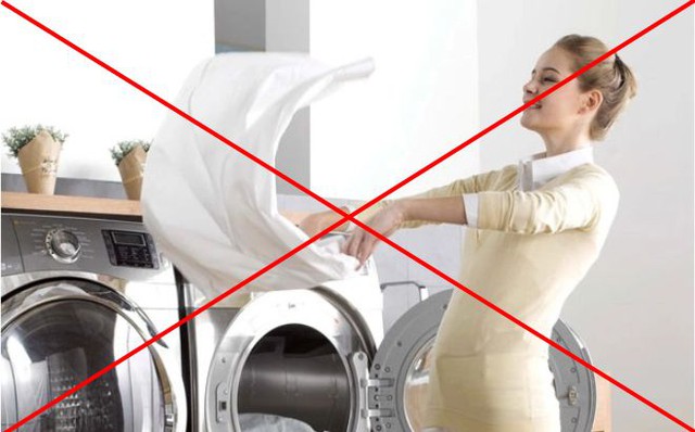 Covid-19 có lây được qua khẩu trang, quần áo không? Câu trả lời của chuyên gia gây bất ngờ- Ảnh 5.