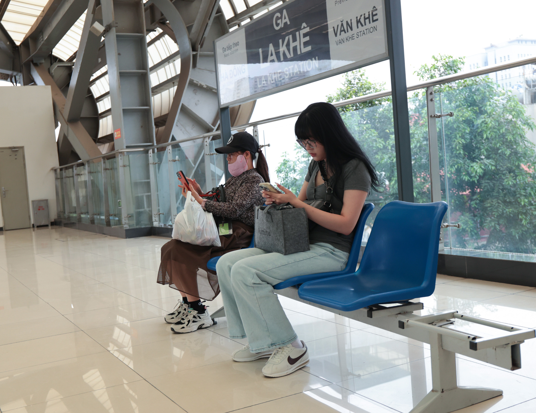 Hình ảnh khó tin của đường sắt Cát Linh - Hà Đông sau 4 năm hoạt động- Ảnh 8.