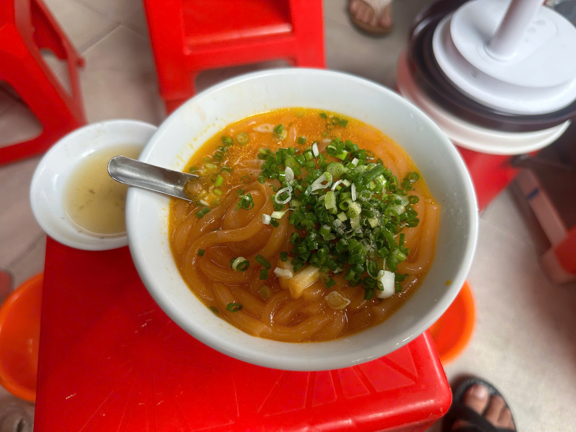 TPHCM: "Quán bánh canh 1 giờ" sắp đóng cửa, nhiều người tiếc hùi hụi- Ảnh 3.