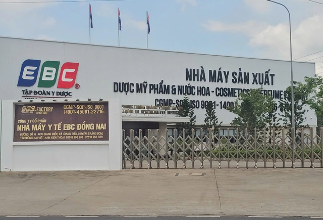 Nhà máy sản xuất cho công ty chồng Đoàn Di Băng bị thu hồi chứng nhận- Ảnh 1.