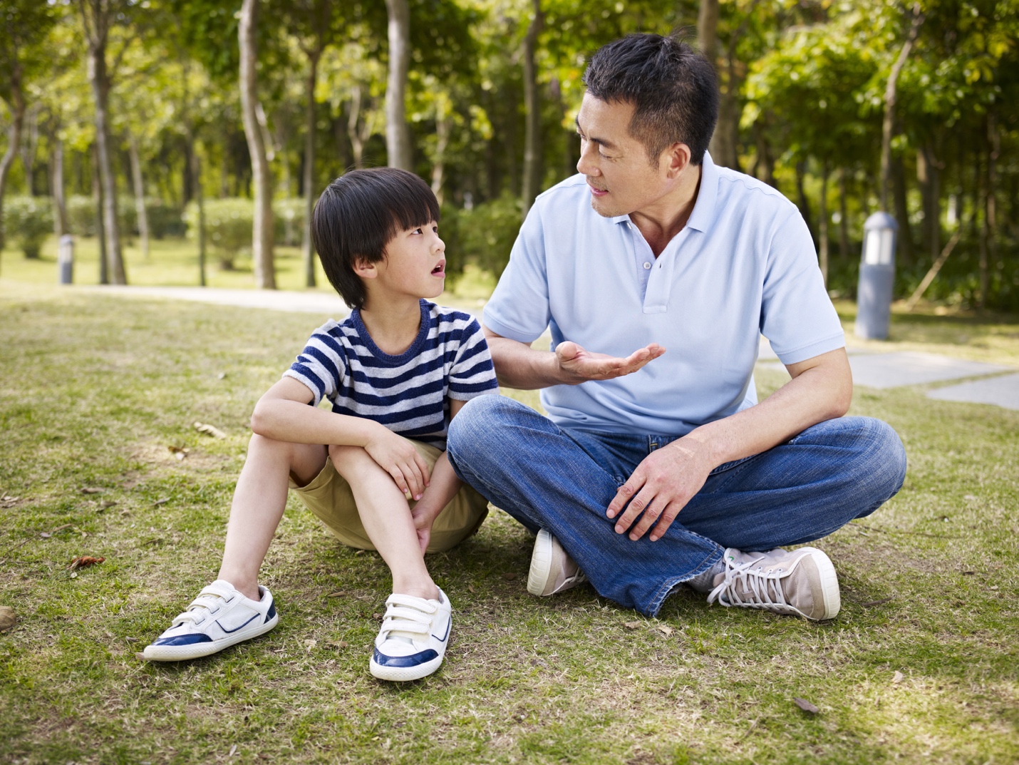 7 kiểu dạy con tưởng đúng mà sai bét: Cha mẹ vô tình khiến con mất tự tin, sống rụt rè cả đời- Ảnh 2.
